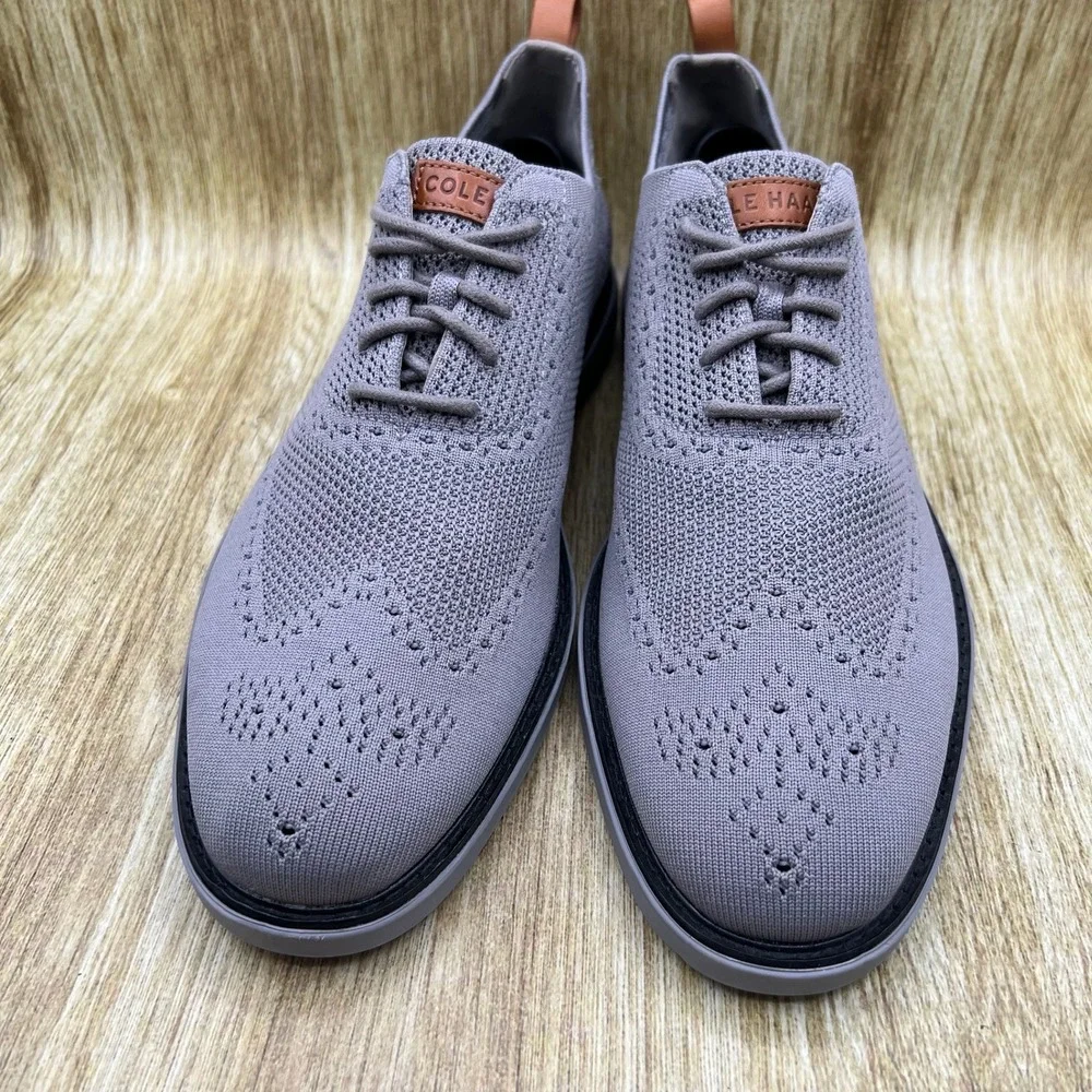 Cole Haan dress techwear size